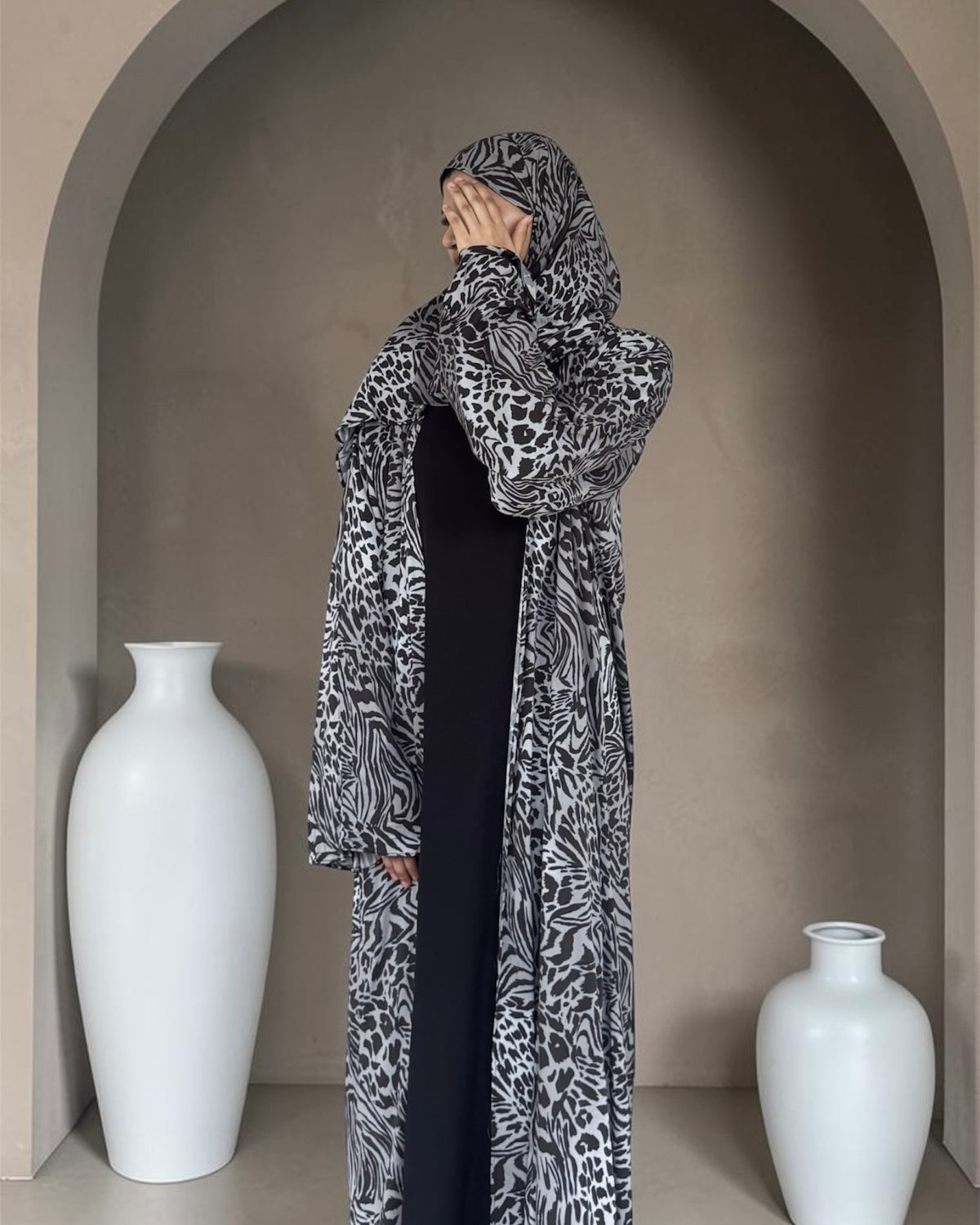 V02 Animal Printed Abaya | Vintage Collection